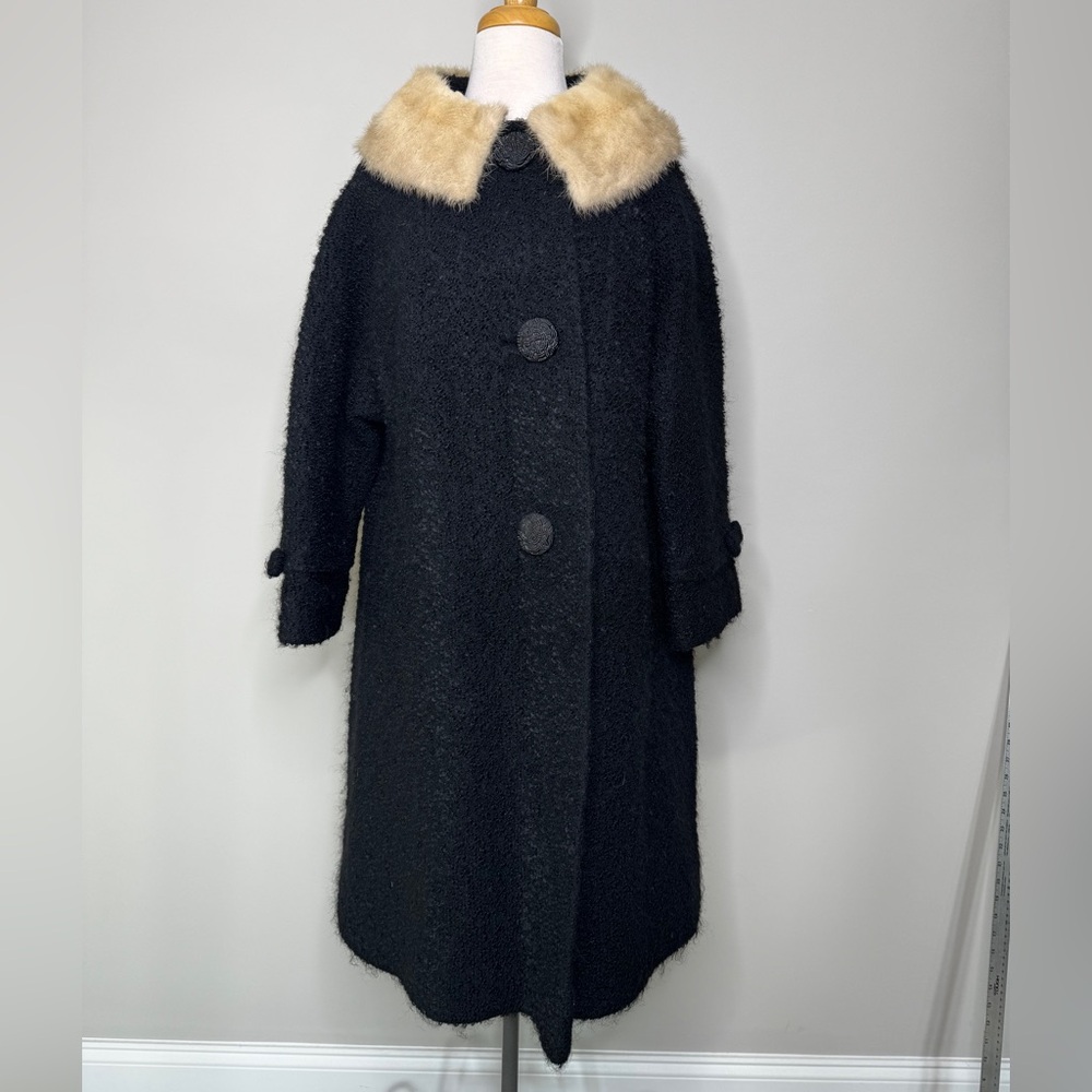 Vtg. John Wanamaker Black Boucle Wool Coat with Fox Fur Collar Feminine